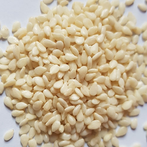 Hulled sesame seeds